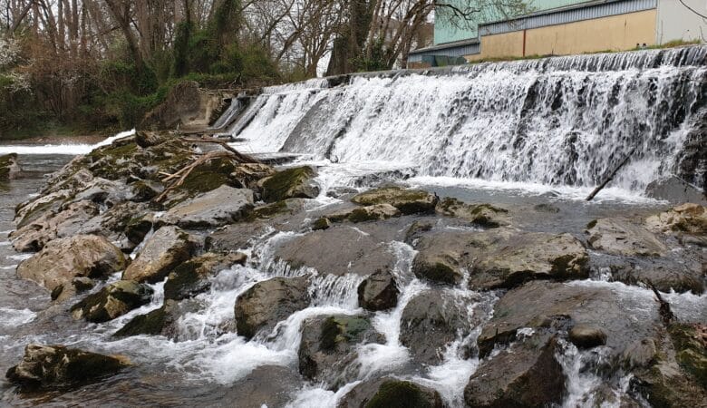 Le seuil Bernet sur le Neez